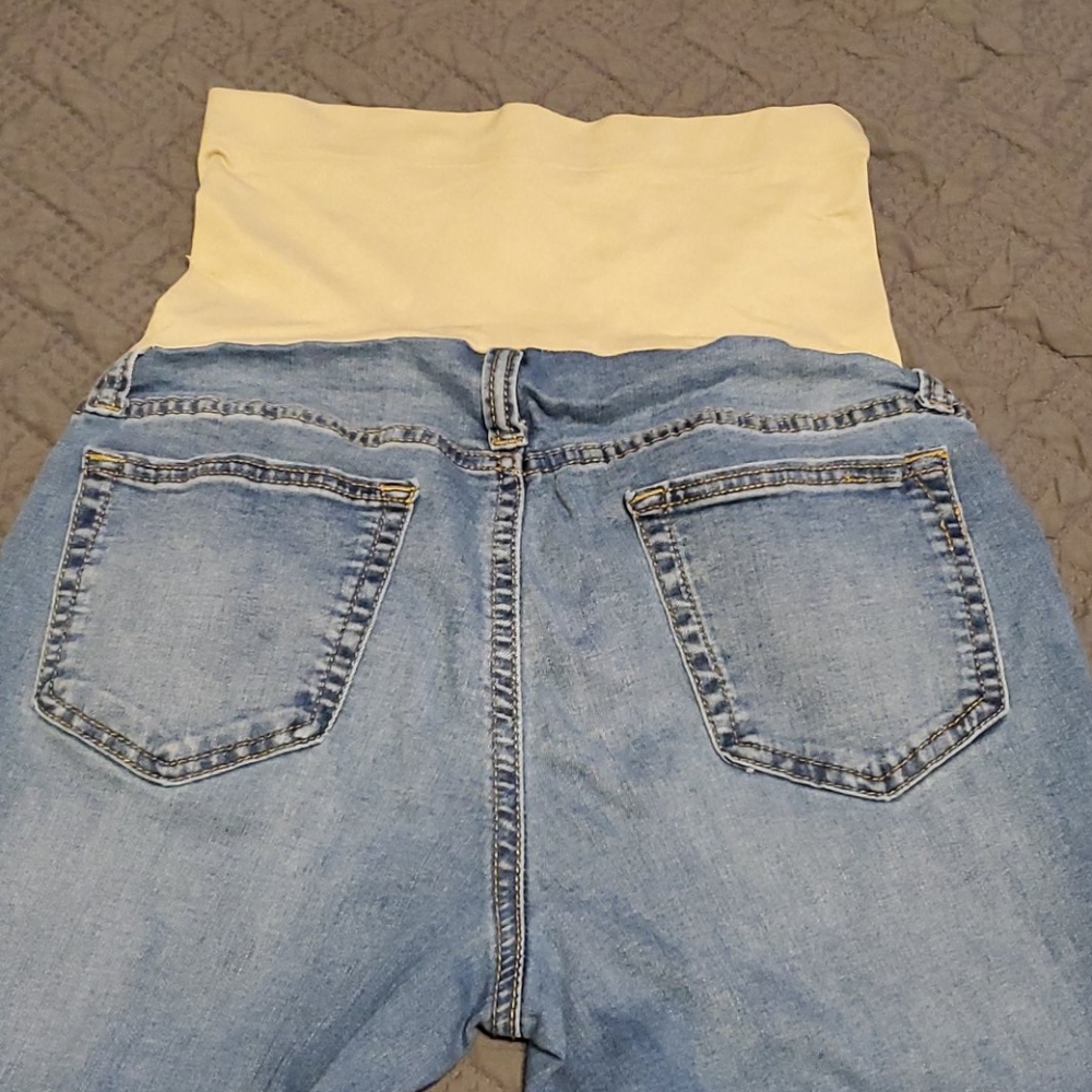 a:glow Maternity Jeans - Picture 4 of 6